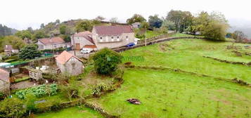 Chalet en Fornelos de Montes