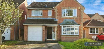 4 bedroom detached house