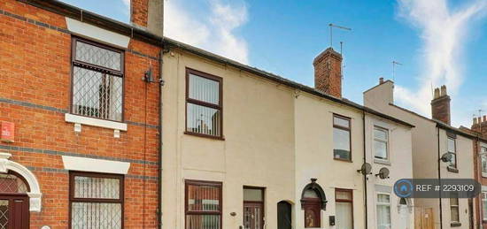 2 bedroom terraced house