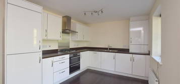 2 bed flat to rent