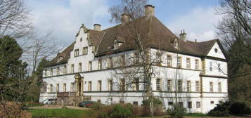 Großzügige Wohnung im Schloss, taumhafter Blick, direkt a.d. Weser
