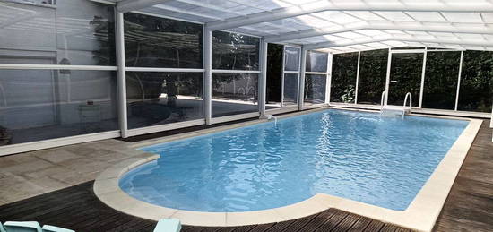 Maison 180 M2 piscine 5 mn Dijon sud