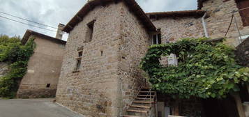 ARDÈCHE Maison avec extérieur