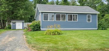 33 Lakeshore Dr, Holland, MA 01521