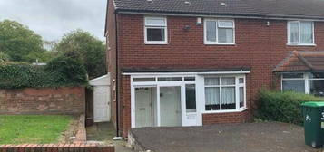 3 bedroom semi-detached house