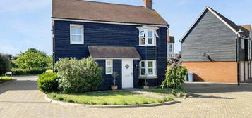 3 bedroom detached house