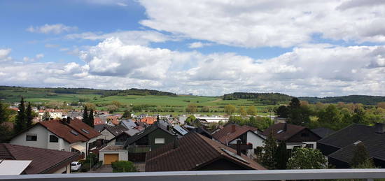 Schöne helle 3-Raum-DG-Wohnung mit Balkon mit Ausblick zum BOSCH nach Malmsheim