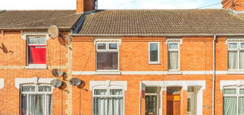 Terraced house for sale in Regent Street, Kettering NN16