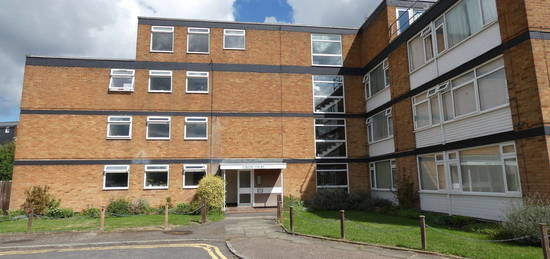 Flat to rent in St. Stephens Close, Viking Court St. Stephens Close CT2