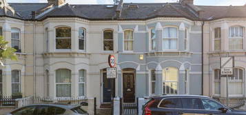 4 bedroom terraced house for sale