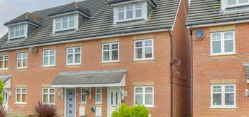 4 bedroom end of terrace house for sale