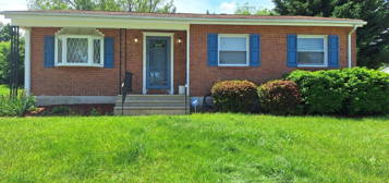 1418 Harberson Rd, Catonsville, MD 21228