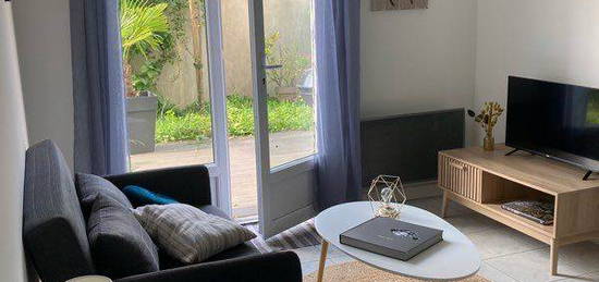 Appartement T1 meublé, jardin, refait à neuf, à 20mn de Paris