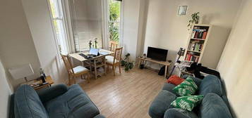 2 bed flat to rent