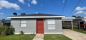 1121 Maxine St, Houma, LA 70363