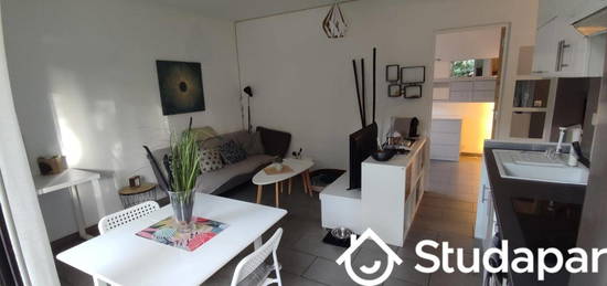 Appartement meublé  à louer, 2 pièces, 1 chambre, 34 m²