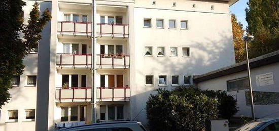 bezugsfertige 2-Zimmer-Wohnung mit Loggia in Stadtnähe