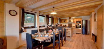 Chalet 6 pièces 150 m²