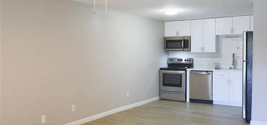 1302 S Parker Road  Unit 237, Denver, CO 80231