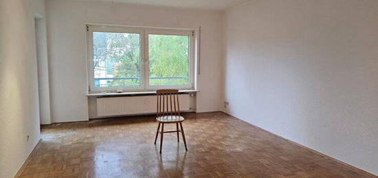 Neu renovierte 3 ZKB Wohnung mit Balkon