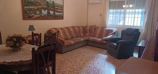 Piso en venta en Ctra. Circunvalación - La Magdalena