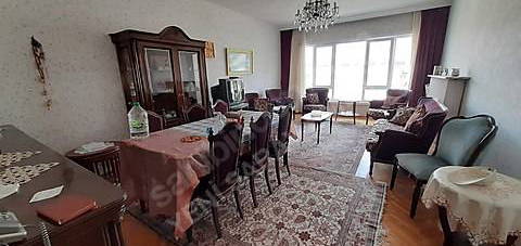 *FIRSAT DAİRE*MENEVİŞ SOKAK'TA 3+1 4.KAT BOŞ ÖN CEPHE MANZARALI*