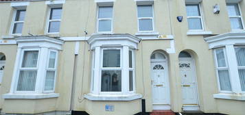 3 bed terraced house for sale