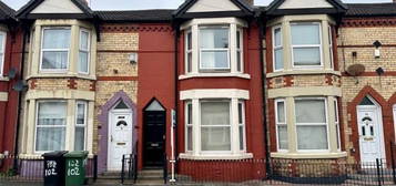 4 bed terraced house for sale