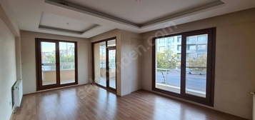 HİCAZ CADDESİ, LÜKS ULTRA GENİŞ 245 m2 4+1 KİRALIK DAİRE