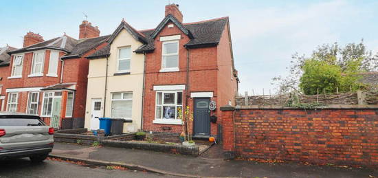 2 bedroom semi-detached house for sale