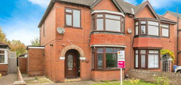 3 bedroom semi-detached house for sale