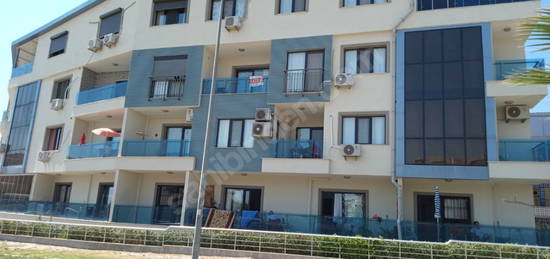 DİDİM ÇAMLIK DENİZ MANZARALI ARA KAT SATILIK 1+1 DAİRE