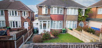 3 bedroom semi-detached house for sale