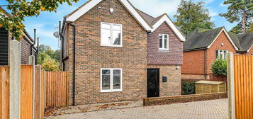 5 bed detached house for sale