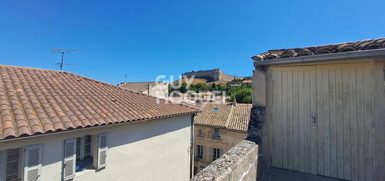 VENTE d'une maison (ensemble immobilier 182 m²) à VILLENEUVE LES AVIGNON