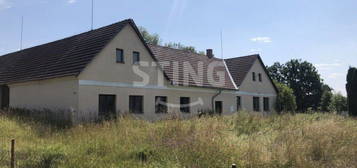 Dům, 6393 m², Jílovice u Trhových Svin, 373 32