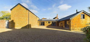 4 bedroom barn conversion for sale