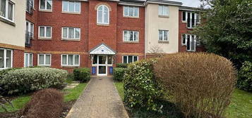 3 bed flat to rent