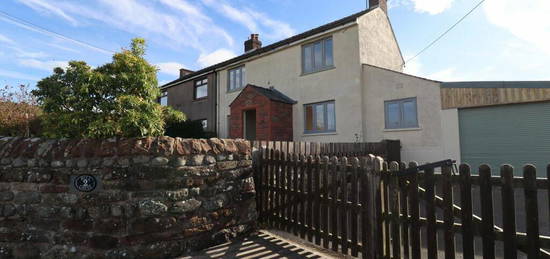 3 bedroom semi-detached house