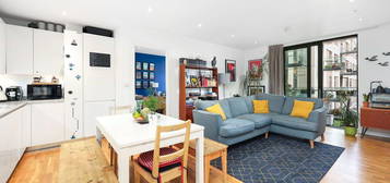 3 bed flat for sale