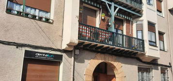 Piso en venta en calle Doctor Hermenegildo Lecumberri Kalea, 1