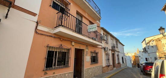 Casa de pueblo en venta en calle Perulejo, 8