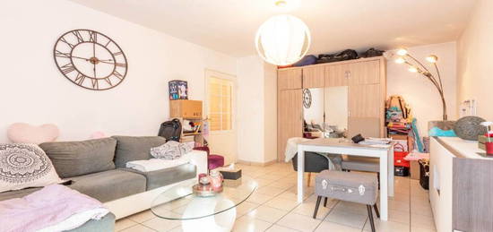 Appartement  à louer, 2 pièces, 1 chambre, 45 m²