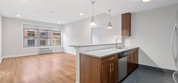 100 Marshall St Apt 218, Hoboken, NJ 07030