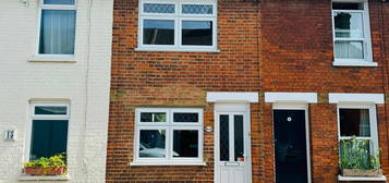 2 bed terraced house to rent