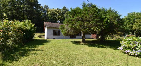 Petite maison dans un hameau