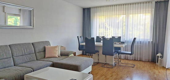 Moderne 2-Zimmer-Wohnung mit Balkon und Stellplatz in Top-Lage