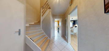 Maison  à vendre, 5 pièces, 3 chambres, 79 m²