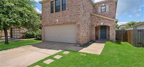 5513 Sunday Silence Dr, Del Valle, TX 78617