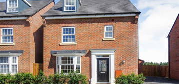 4 bedroom detached house